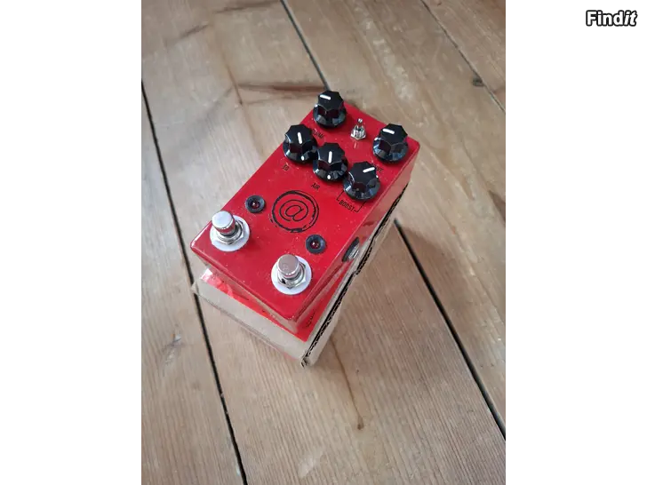 Myydään JHS pedals AT+, Wampler Pinnacle