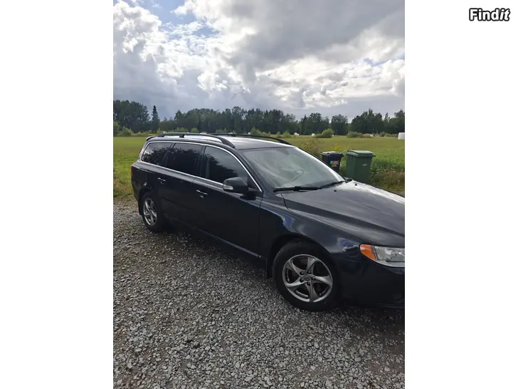 Myydään Volvo V70 2,4l D5 AWD