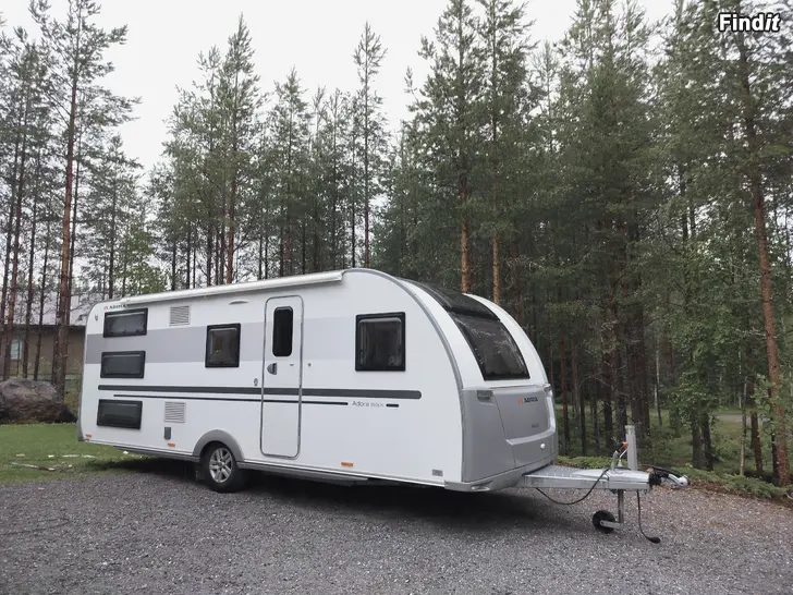 Vuokrataan Välskött och utrustad husvagn uthyres