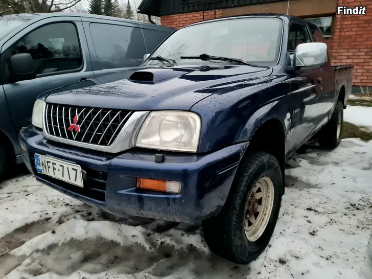 Säljes Mitsubishi L200 2.5td 4x4 pickup 10/03