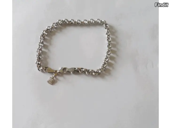 Myydään 14K valkokultainen rannekoru 18,7cm