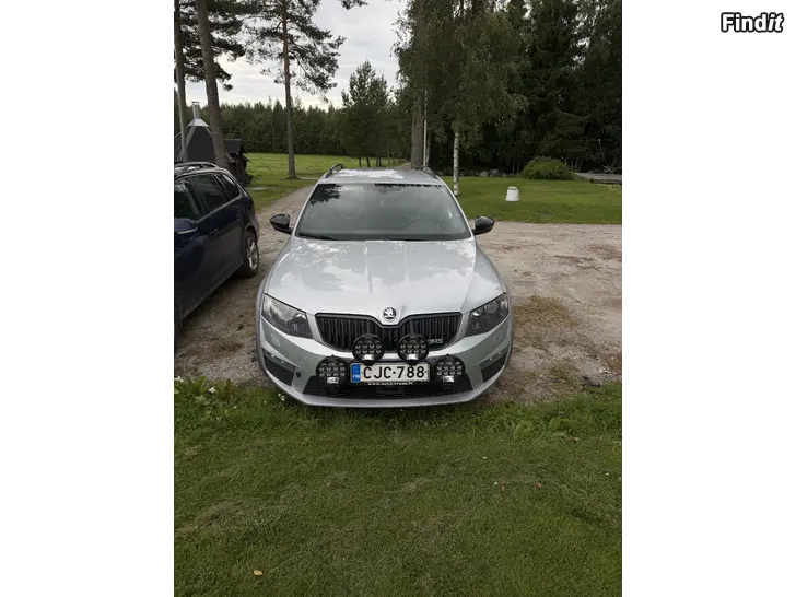 Säljes Skoda Octavia vRS Combi 2.0 TDI DSG