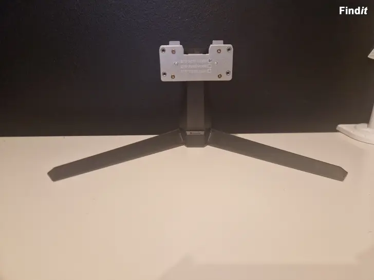 Myydään Datorskärm fot bjud