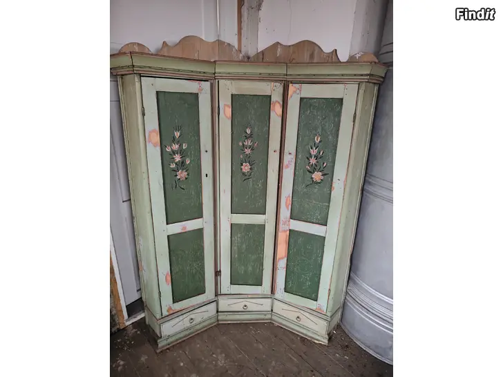 Säljes Hörnskåp, projekt