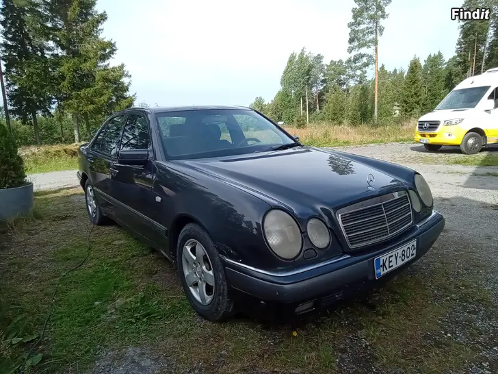 Myydään Mercedes 300E  Diesel