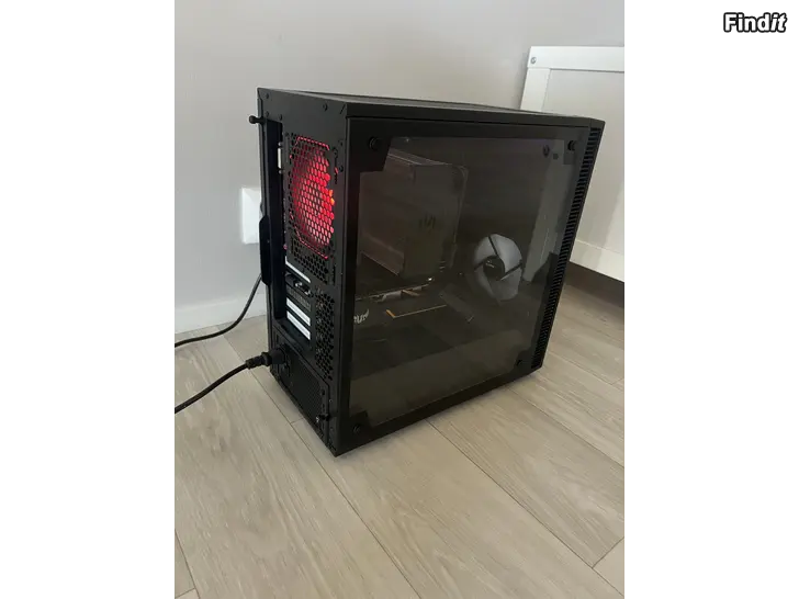 Säljes Speldator