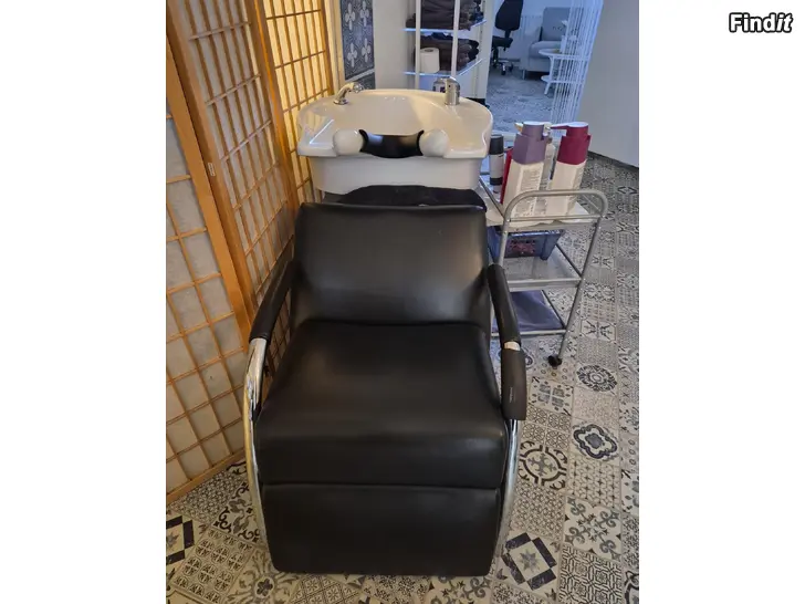 Säljes Frisörssalongstillbehör konkursauktion
