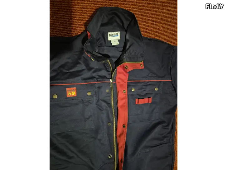 Säljes Oanvänds herr overoll/halare med flamskydd och antistatisk