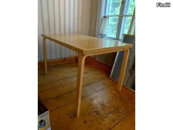 Myydään Artek 81B bord säljes
