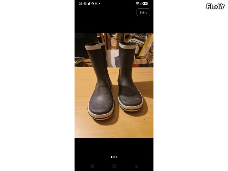 Säljes Gummistövlar st 35