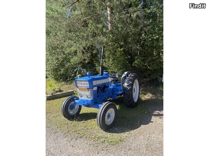 Säljes Ford 4000