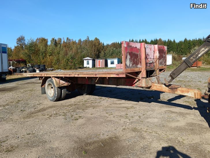 Säljes Traktor vagn