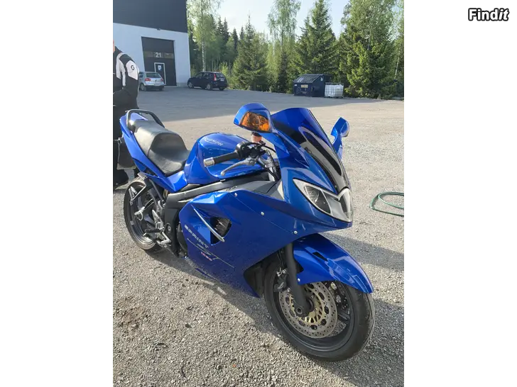 Säljes Triumph Sprint ST 1050