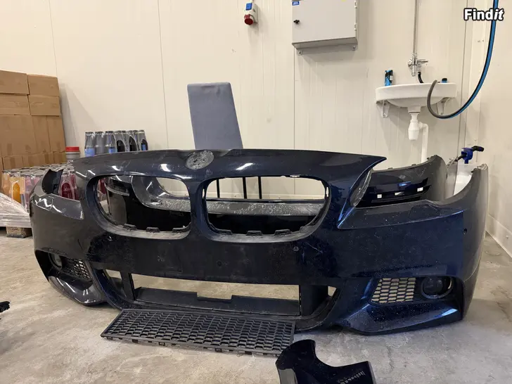 Myydään Bmw kofångare msport