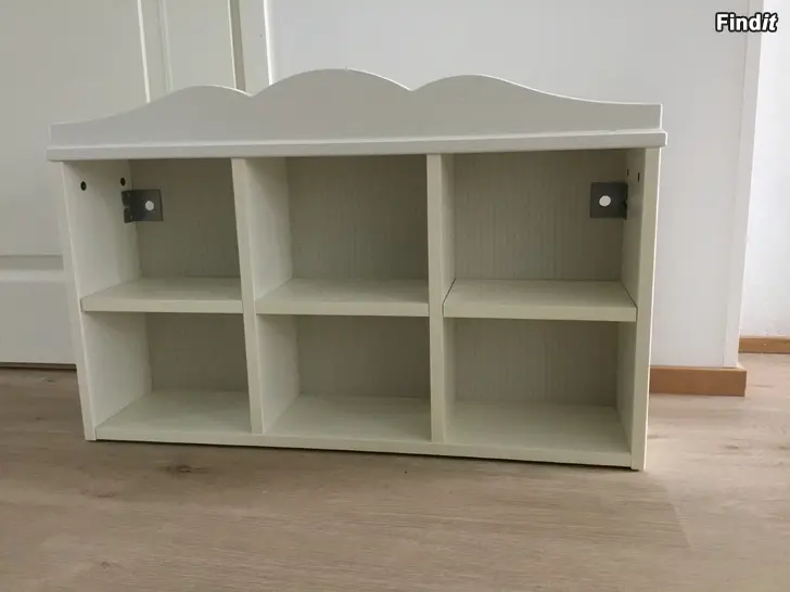 Myydään Hylly IKEA