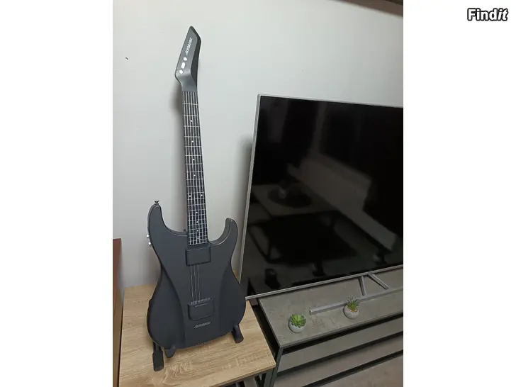 Säljes Aeroband Guitar