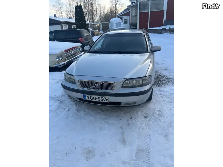 Myydään Volvo V70 MK2 2.4 turbo automatic vm 2000