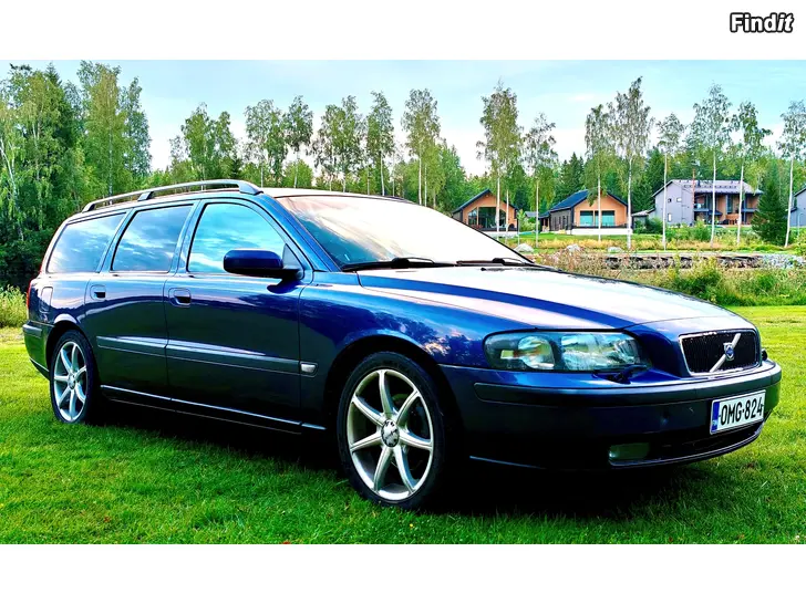 Myydään Volvo V70 2.4 Nybesiktad