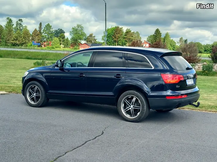 Myydään Audi Q7 Quattro 3.0 TDi Autom.171kW
