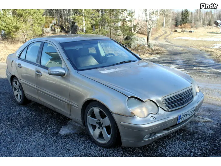 Myydään Mercedes-Benz 180C W203 129 hv bensa manuaalivaihteisto