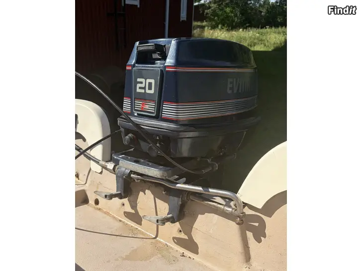 Säljes Evinrude 20 1990 kort rigg