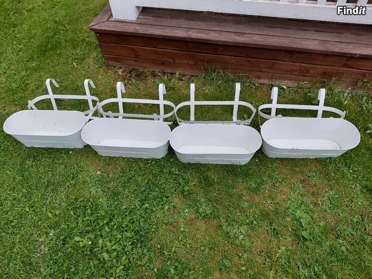 Säljes Blomlådor / balkonglådor