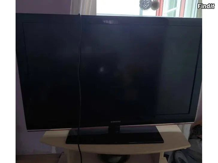 Myydään Samsung tv 46 tum