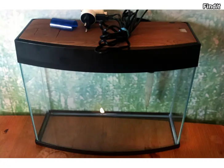 Säljes AA Aquarium 20L glasakvarium med LED, filter och pump