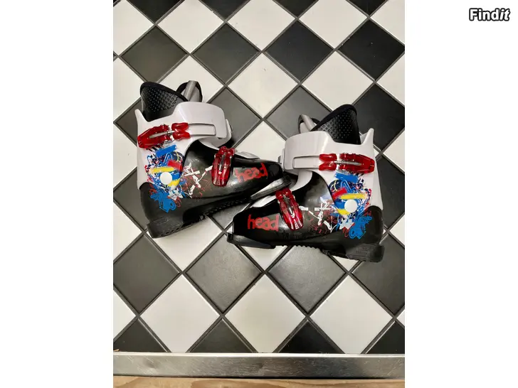 Säljes Slalomskor Head 210-215mm, 33-34