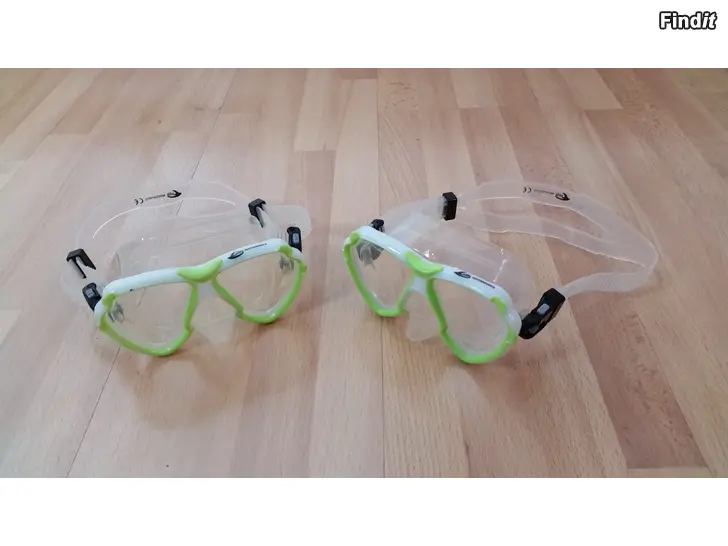 Säljes Gills Watersports sukellusmaski 2kpl 10e