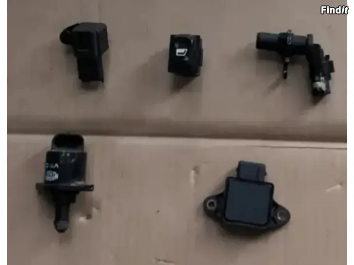 Myydään Kaasuläpäanturi tyhjäkäyntianturi kampiakselinanturi ahtopaineanturi