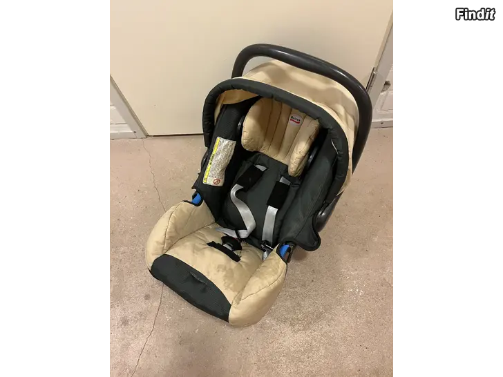 Myydään Britax Römer babyskydd