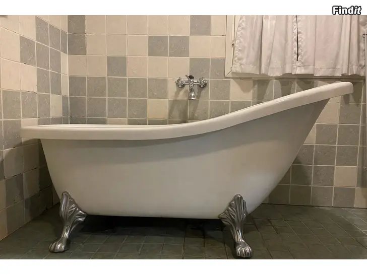 Myydään Badkar med tassar