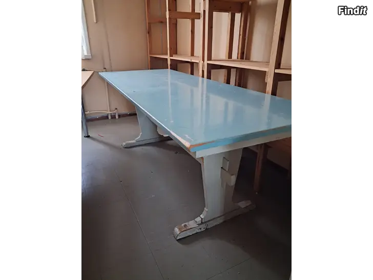 Säljes Bord för restaurering
