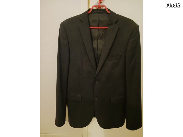 Säljes Dressmanin puvun takki 48R musta