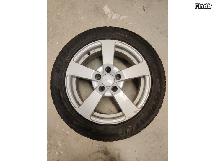 Säljes Goodyear vinterdäck i bra skick, 205/55R16