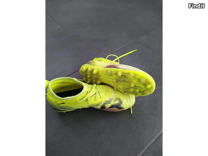 Säljes Fotbollsskor, Puma stl.34