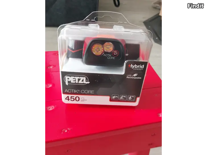 Myydään Petzl Actik Core 450 lm -otsalamppu + akku, UUSI