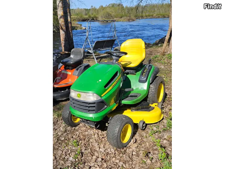 Myydään Iso John Deere 145 ajoleikkuri 22hv/v2