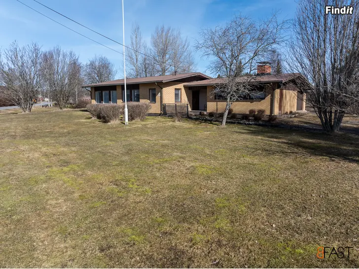 Säljes Egnahemshus i Övermark, Närpes / Bodbackavägen 66