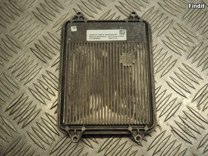 Myydään Tesla Model X 16-22 ajovalon module rele 103431400B  - 1034314-00-B Headlight Module Relay - 1034314