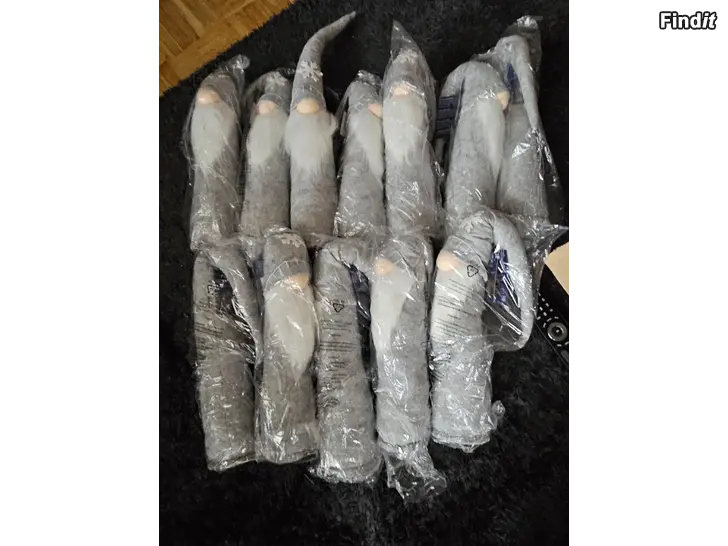 Myydään TONTTUJA,12 KPL