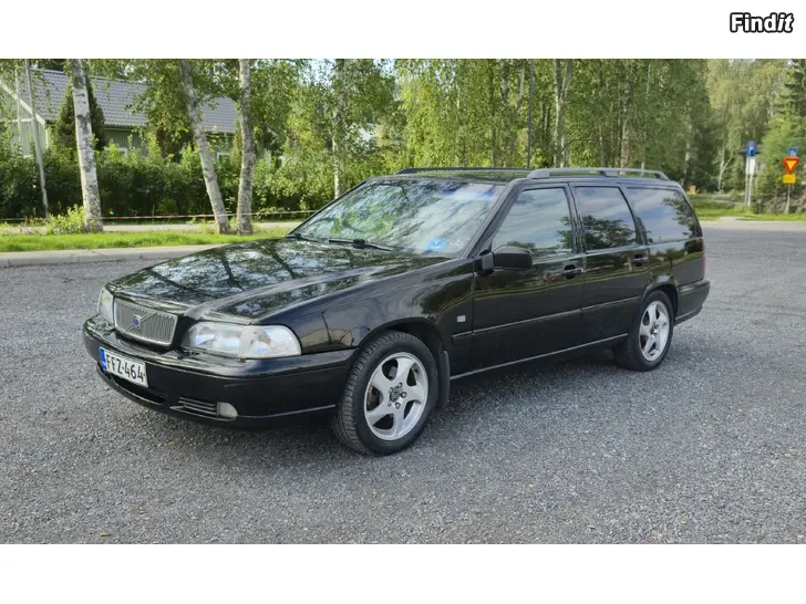 Myydään volvo v70 2.5i aj.284tkm vm-99
