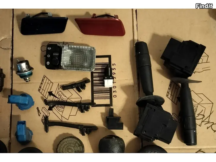 Myydään Monitoimiviiksi sisävalot