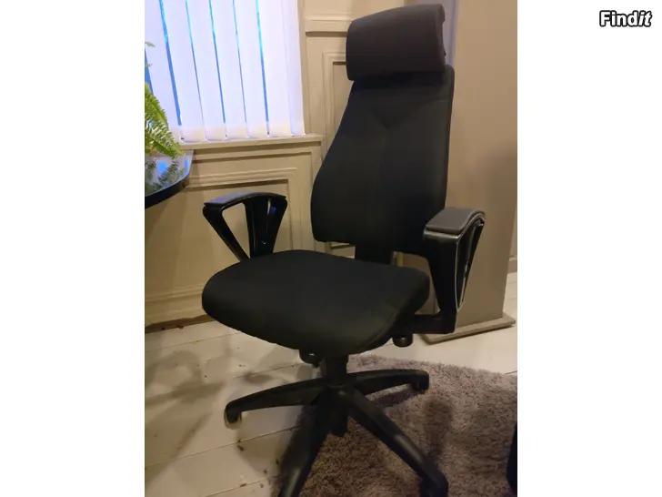 Säljes Kinnarps arbetsstol