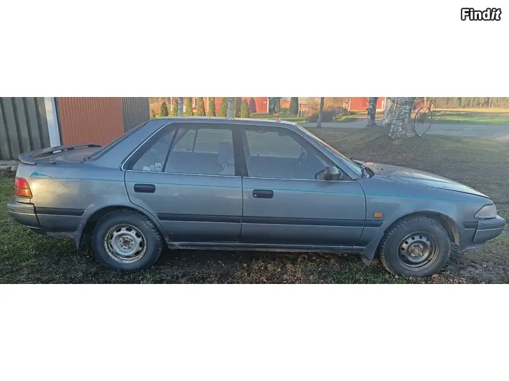 Myydään Uusi hinta Toyota Carina 2