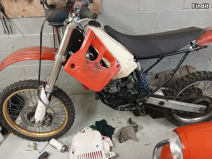 Myydään Honda cr projekti
