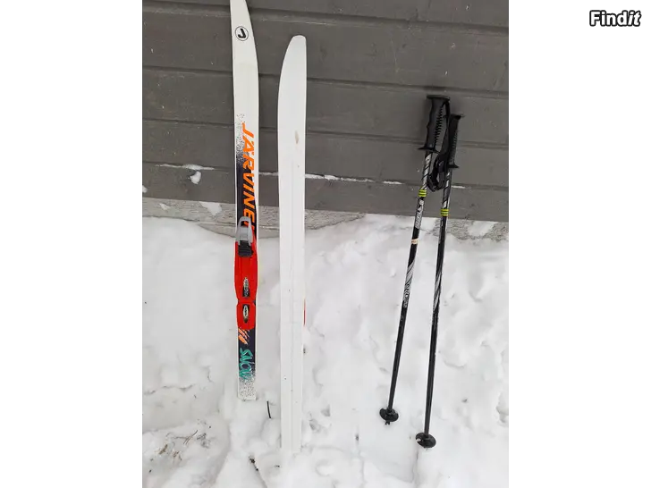 Myydään Suksipaketti pikkuiselle