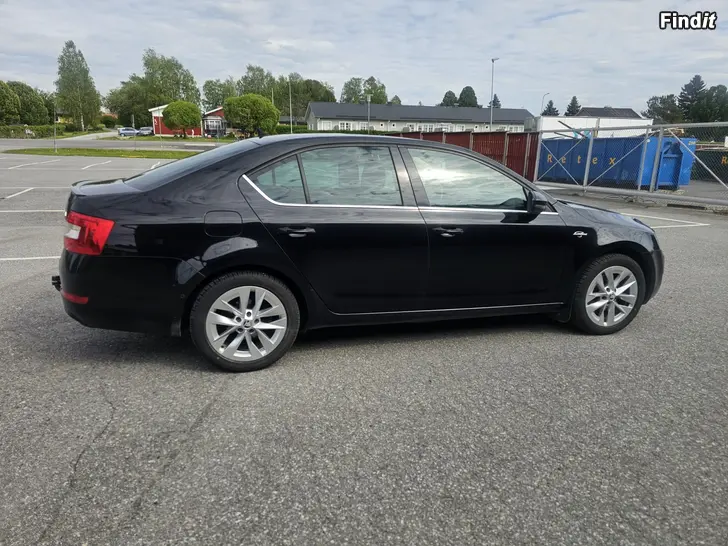 Säljes Skoda Octavia 2.0.diesel.Automat.4x4 LAURIN  KLEMENT