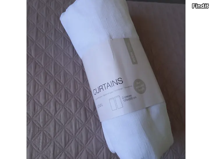 Myydään Valkoiset verhot, pituus 250cm